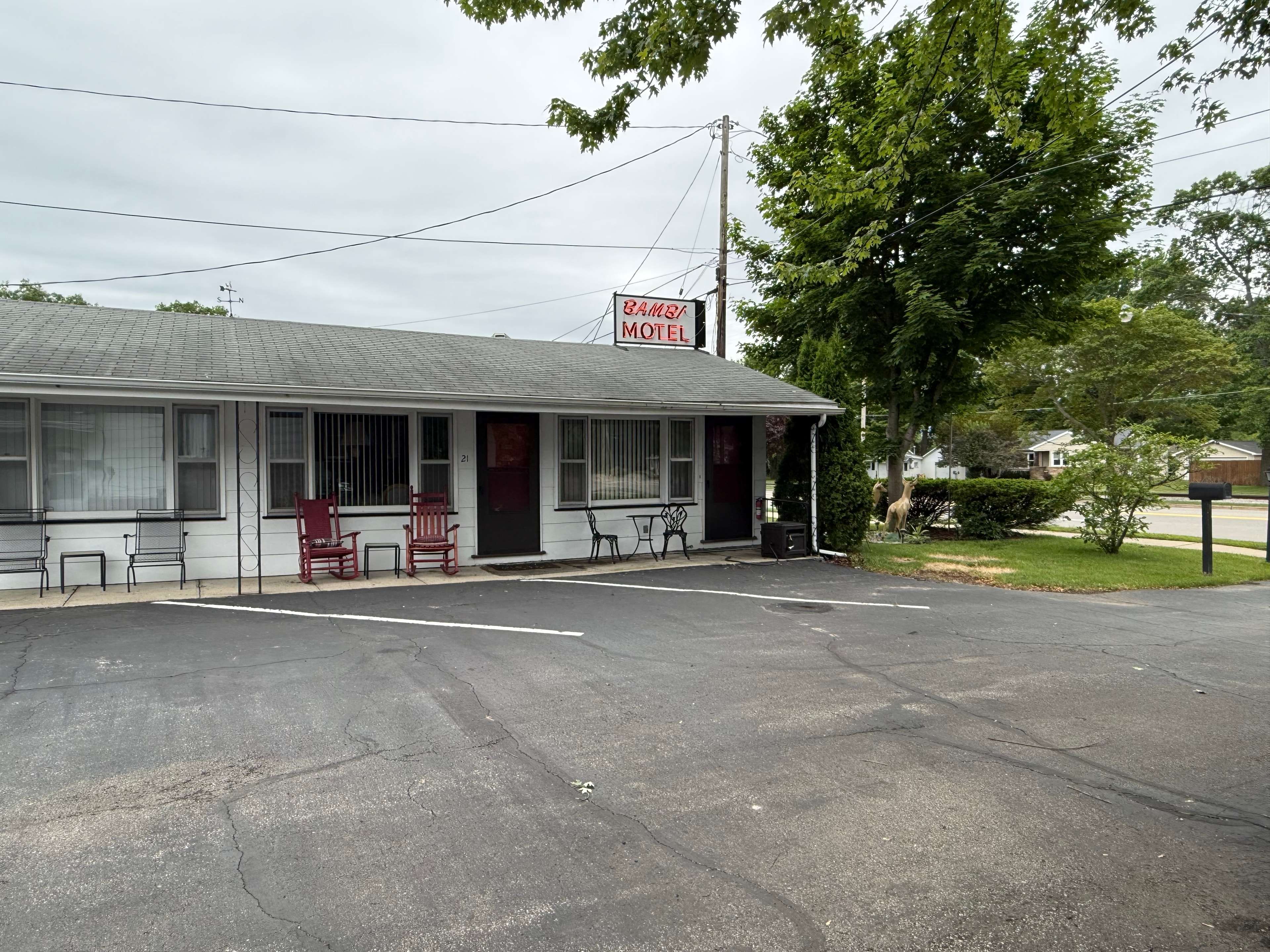 Bambi Motel